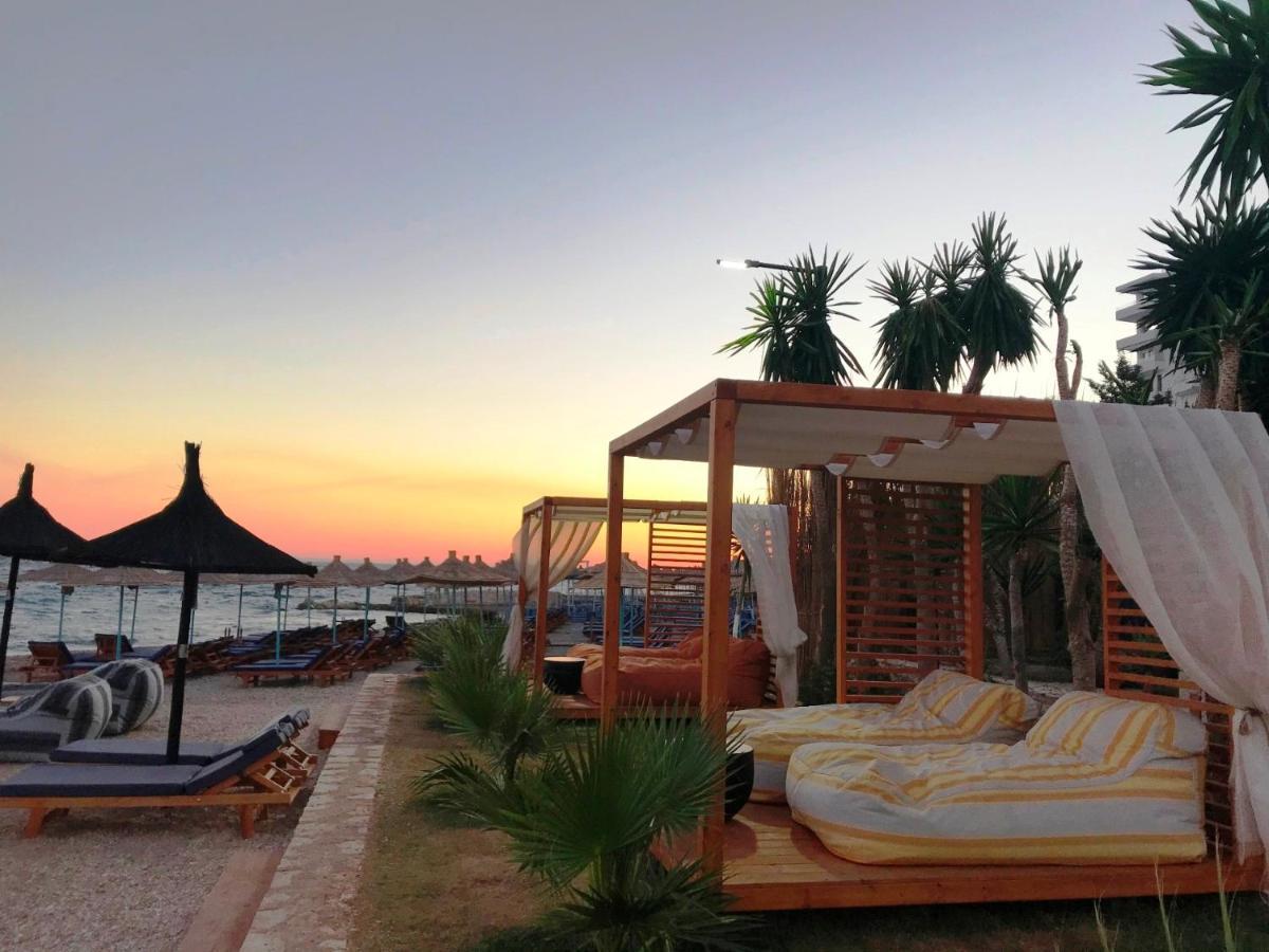 Luxury King And Queen Apartment For Royal Holiday Sarandë 外观 照片